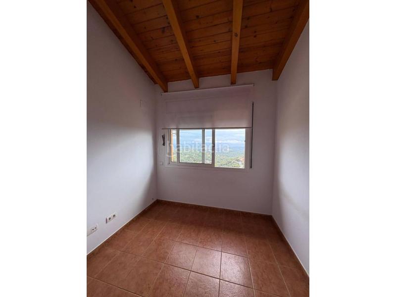 Foto 799042ce-4b31-45b3-a8de-7717ec967fb6. Casa con riscaldamento parcheggio piscina in Ametlla del Vallès (L´)