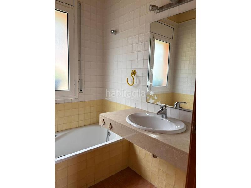 Foto e63b77a0-4058-471c-9e86-d38e889d6d24. Casa con riscaldamento parcheggio piscina in Ametlla del Vallès (L´)