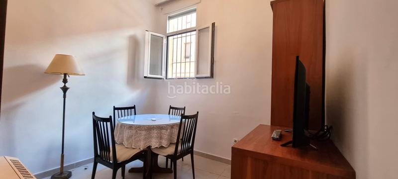 Foto 6a7a7439-7713-4b3d-93f4-b8fc031fcd47. Planta baja en Castillejos-Cuzco Madrid