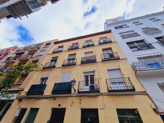 Flat  Calle de zurita. Piso calle zurita, lavapiés.