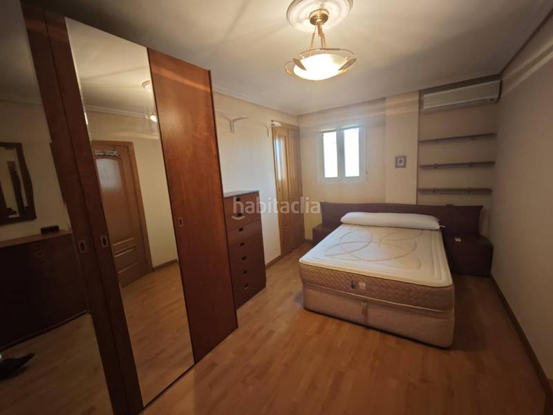 Foto c2045893-a92c-4dc7-8ea5-6b0e445ea585. Etagenwohnung mit heizung in Estación Salamanca