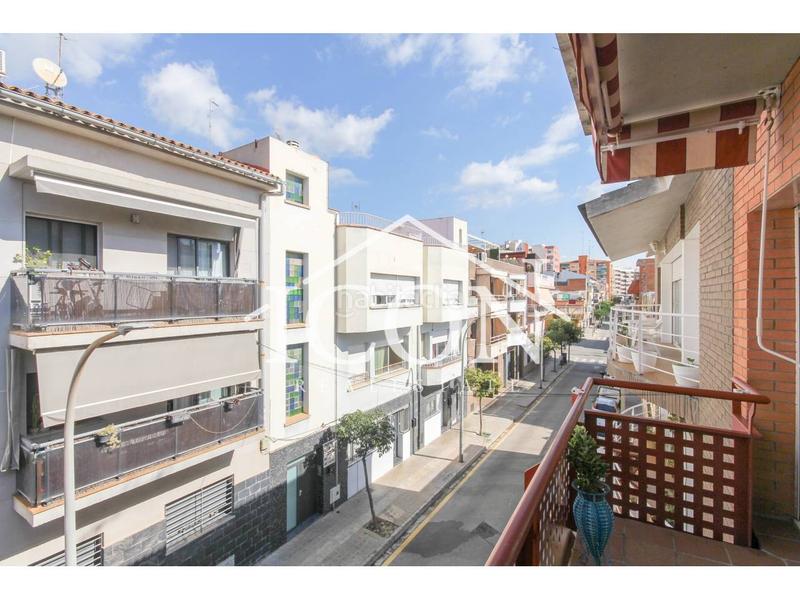 Foto ff3da829-a29a-4ac7-afa1-8fce7830a5ee. Attique avec chauffage dans Diagonal-Colomeres Gavà