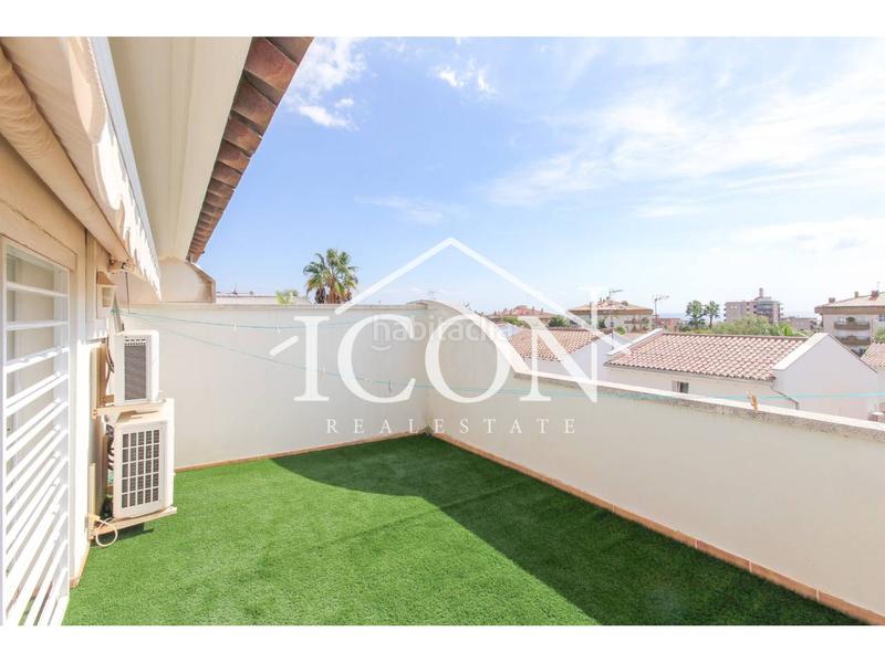 Foto 80505df8-9b96-43c4-bff6-374375eb8cf4. Maison jumelée avec parking dans Ametllers - Poble Sec Sitges