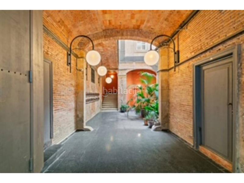 Foto cca3f7aa-b37a-42a0-8275-89b5466f5a79. Appartement avec parking dans Gòtic Barcelona