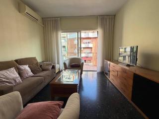 Miete Etagenwohnung  Calàbria. En el corazón de barcelona