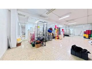 Local Comercial  Calle joventut. Venta de local comercial en lhospitalet de llobregat