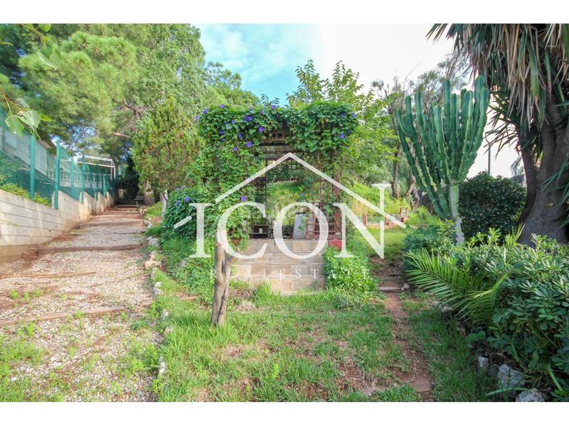 Foto aa09c0d2-77cb-4dbd-a0a9-b05f0cfd93ba. Casa a olivera 1 a La Sentiu Gavà