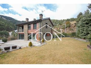 Casa  Alps. Lujo en la molina