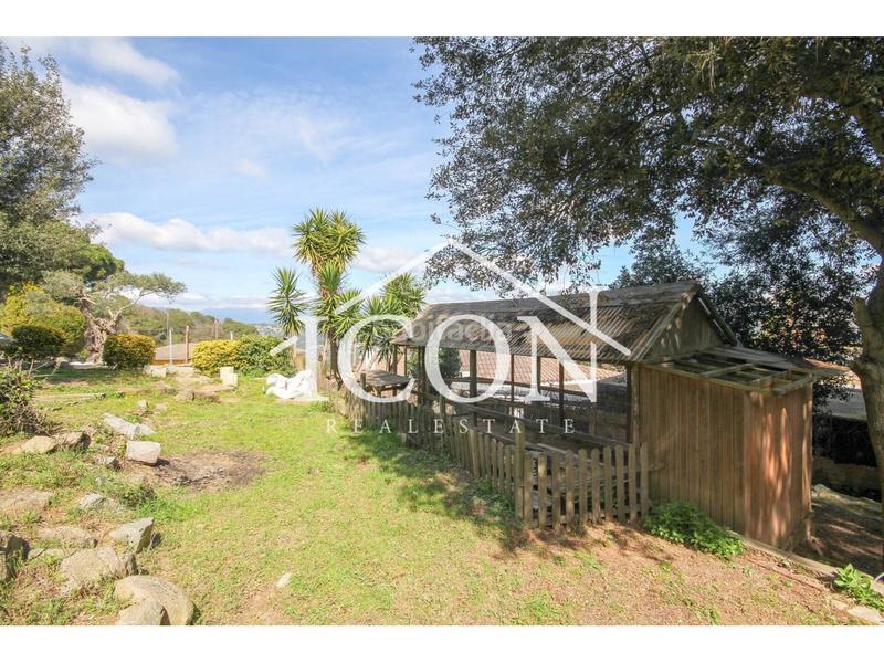 Foto 3a37f364-63ea-4341-94c2-9ea9e71e709d. Xalet a cornisa 30 a Urbanitzacions Mataró