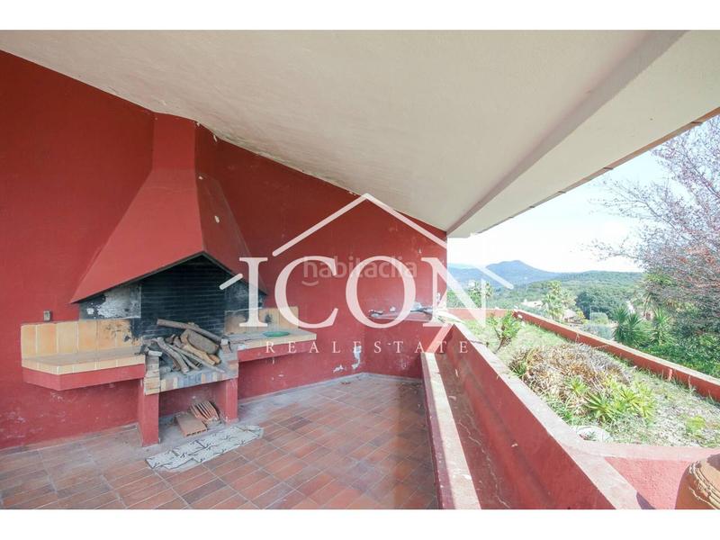 Foto 42035fa3-ebbe-4c40-9551-39d4efed65f0. Xalet a cornisa 30 a Urbanitzacions Mataró