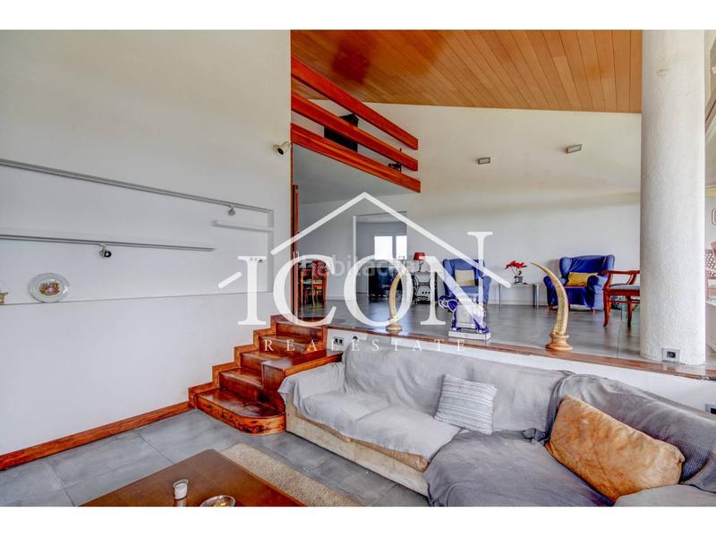 Foto 82f0a428-13e2-434e-99fd-3d5ee4a11f00. Xalet a cornisa 30 a Urbanitzacions Mataró