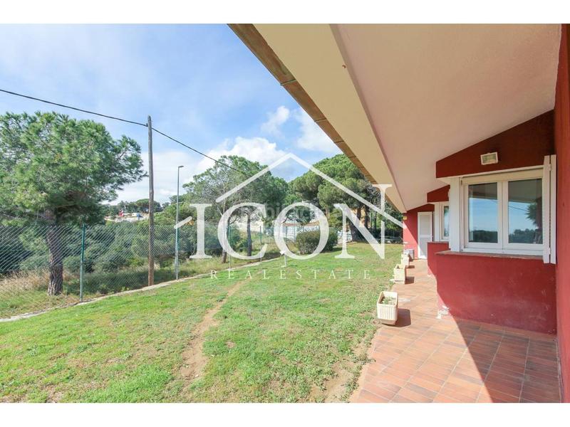 Foto 91c48499-30f9-4359-bf68-45e69172b429. Xalet a cornisa 30 a Urbanitzacions Mataró