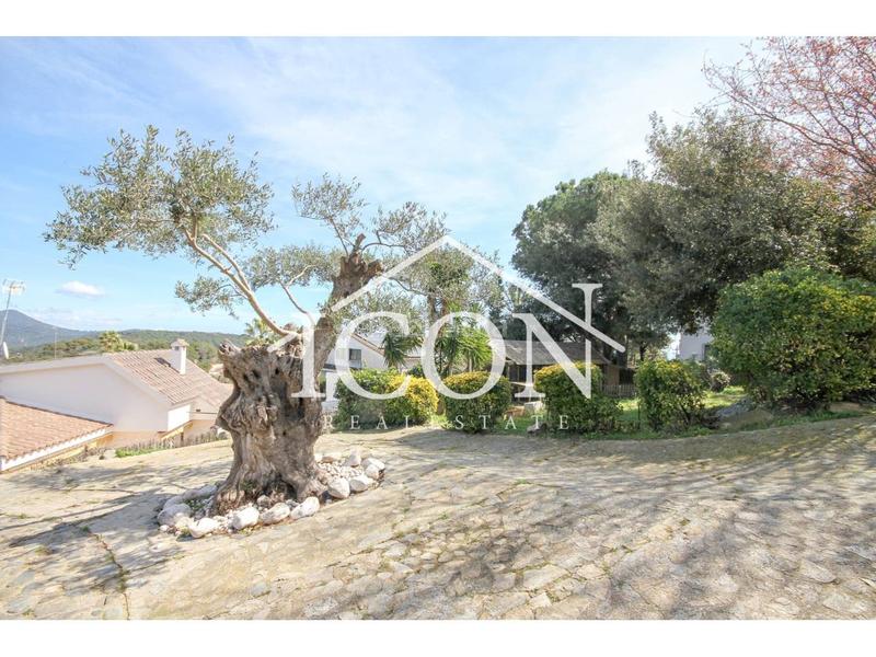 Foto 96c5e0b8-d8c4-4080-b29a-533cd55dc6eb. Xalet a cornisa 30 a Urbanitzacions Mataró