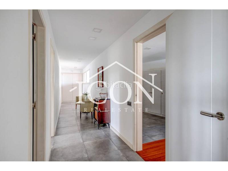 Foto c9705b10-d179-4d5c-b6e9-a3620d605d80. Xalet a cornisa 30 a Urbanitzacions Mataró