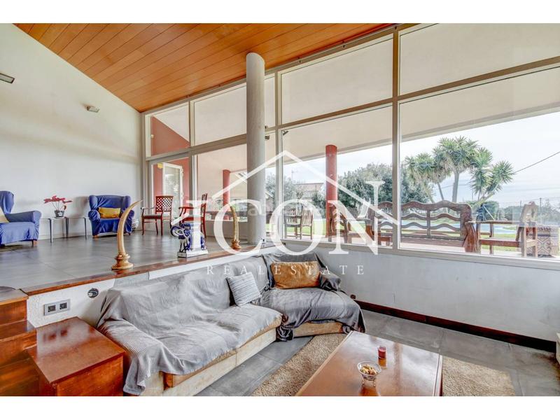 Foto e72b3b31-2da4-4e02-841c-117251cace6c. Xalet a cornisa 30 a Urbanitzacions Mataró