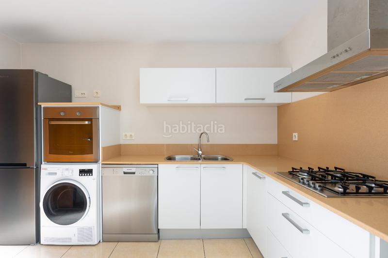 Foto b86d22e8-2054-4f41-9d99-5492f9a13fc7. Duplex con riscaldamento parcheggio in Zona Alta Premià de Mar