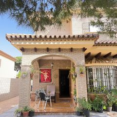 Xalet a La Barrosa. Casa o chalet independiente en venta en la barrosa