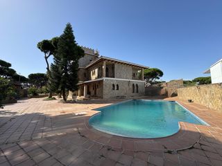 Xalet a La Barrosa. Casa o chalet independiente en venta en la barrosa