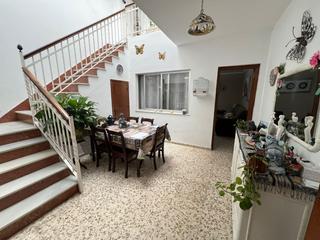 Reihenhaus  Ancha. Vivienda adosada señorial en el centro de chiclana