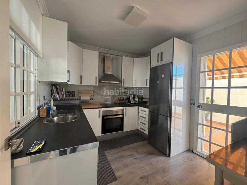 Foto e844ed7d-3be1-458f-8886-d37f248f0250. Reihenhaus mit parking in La Soledad Chiclana de la Frontera