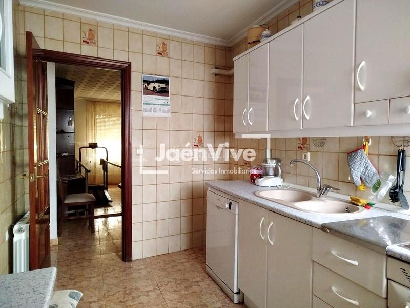 Foto 20f25e31-6e6a-4e93-916d-7ee97a3fcf64. Casa amb aparcament a San Bartolomé - Millán de Priego Jaén