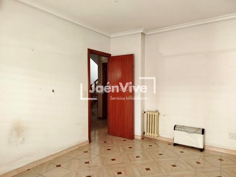 Foto d34fad4f-1bba-4998-bca4-99265bc95cec. Casa amb aparcament a San Bartolomé - Millán de Priego Jaén