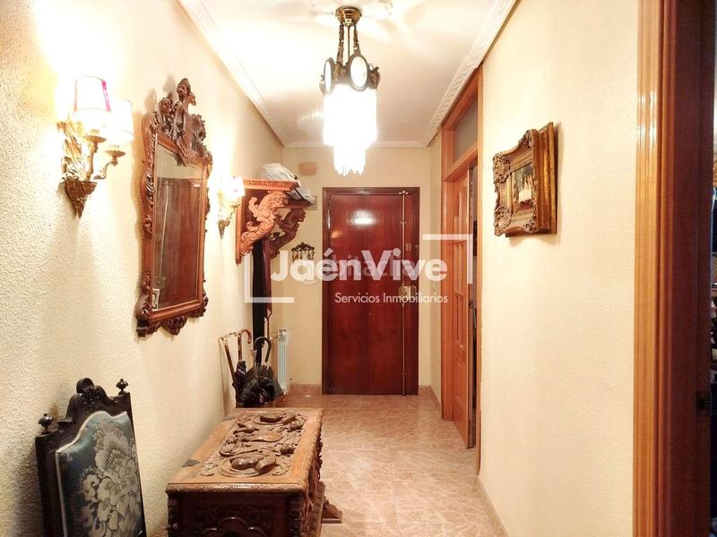 Foto 638c23dc-51a5-495b-9cbb-0c3578ec8753. Penthouse with heating parking in Avda de Madrid - Pº de la Estación Jaén