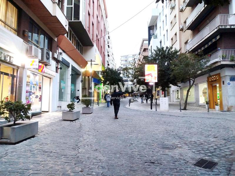 Foto 8db10bff-ad38-4a92-b406-08512ce64229. Penthouse with heating parking in Avda de Madrid - Pº de la Estación Jaén