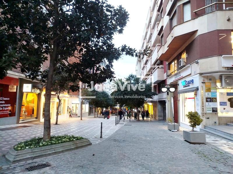 Foto acadac00-acb3-4fa4-a803-bad0e205b0aa. Penthouse with heating parking in Avda de Madrid - Pº de la Estación Jaén