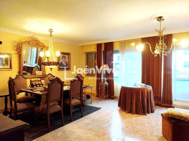 Foto bf3196c6-7b28-4947-92a9-fe90d195c57a. Penthouse with heating parking in Avda de Madrid - Pº de la Estación Jaén