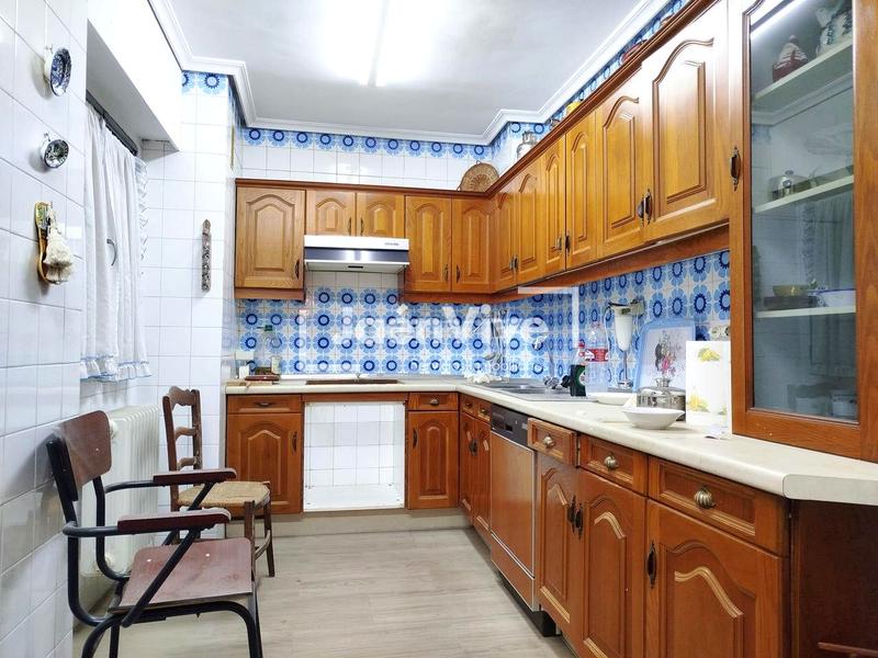 Foto c6b5fb12-c2d5-4081-8e8d-3fb90d610ca4. Penthouse with heating parking in Avda de Madrid - Pº de la Estación Jaén