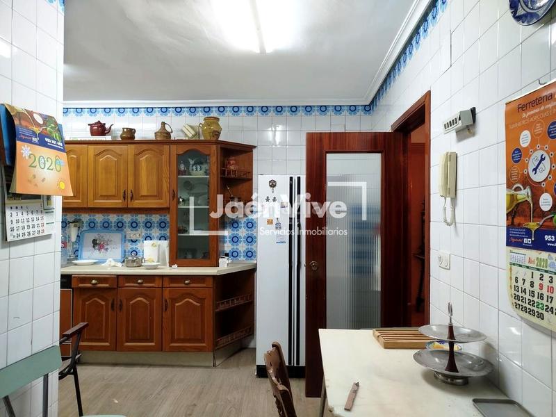 Foto fe7dfb90-efa3-4d24-834e-598c9c9231d9. Penthouse with heating parking in Avda de Madrid - Pº de la Estación Jaén