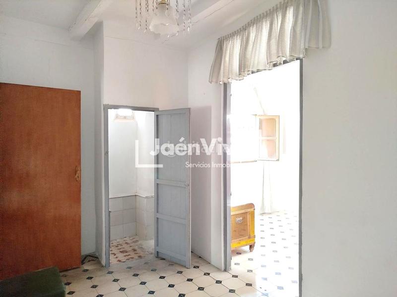 Foto 971aa867-1789-43d4-b7ff-ea7f2a68c98e. Semi detached house in Ctra. Circunvalación - La Magdalena Jaén
