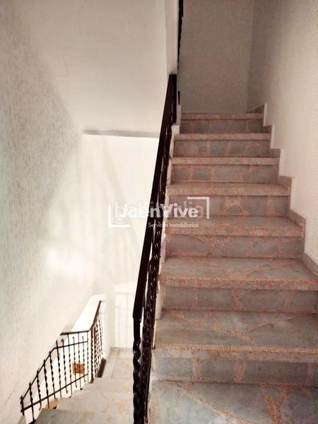 Foto af5ff335-b629-415c-885e-e697275411a2. Semi detached house in Ctra. Circunvalación - La Magdalena Jaén