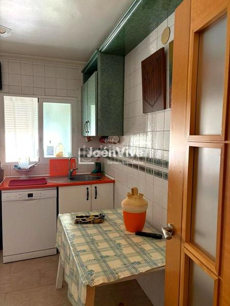 Foto 3a1267fc-c7dd-4552-8e6c-806ee1c141a7. Pis amb calefacció a Peñamefecit - Avda Barcelona Jaén