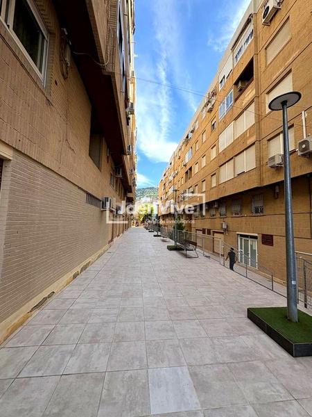 Foto 8963e6a6-623e-41d2-983c-cb72be4f8918. Pis amb calefacció a Peñamefecit - Avda Barcelona Jaén