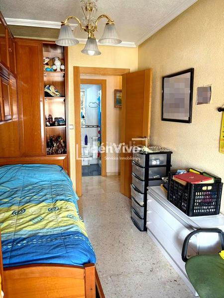 Foto bc15cb25-6954-4328-8eff-e52e599cd7a6. Pis amb calefacció a Peñamefecit - Avda Barcelona Jaén