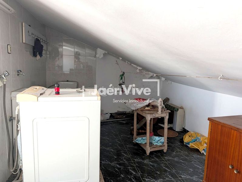 Foto 72b81cb4-eaa8-4600-9975-bf03070158cf. Casa adossada amb calefacció aparcament a Belén - San Roque Jaén