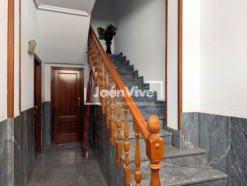 Foto 7a17876b-11bb-4be7-9c2e-8239007e36d6. Casa adossada amb calefacció aparcament a Belén - San Roque Jaén