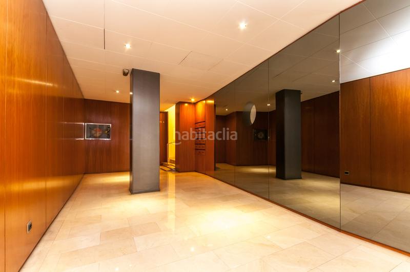 Foto c7ee39d6-f1f0-41de-aed2-7b59a5c331d7. Àtic amb calefacció aparcament a La Nova Esquerra de l´Eixample Barcelona