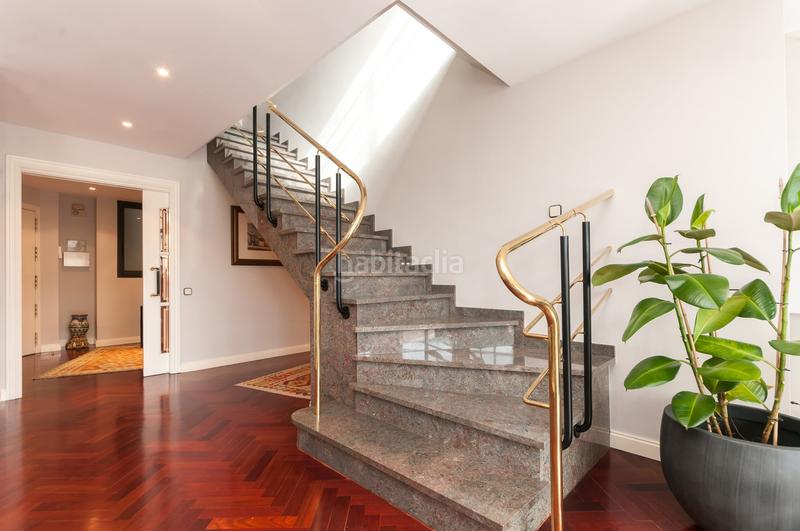 Foto 2df3b1ff-bc38-4995-a1ed-62d3827ed0c1. Attique avec chauffage parking dans La Nova Esquerra de l´Eixample Barcelona