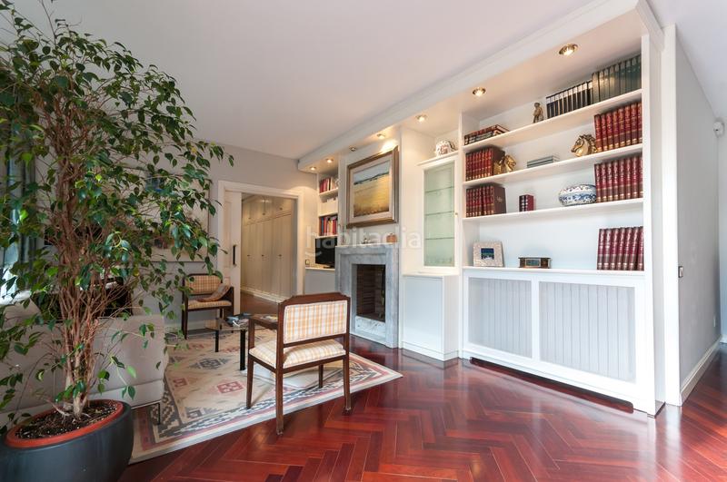 Foto 558db67b-1d3d-4d82-bbc4-5df0f1e6cbc7. Attique avec chauffage parking dans La Nova Esquerra de l´Eixample Barcelona