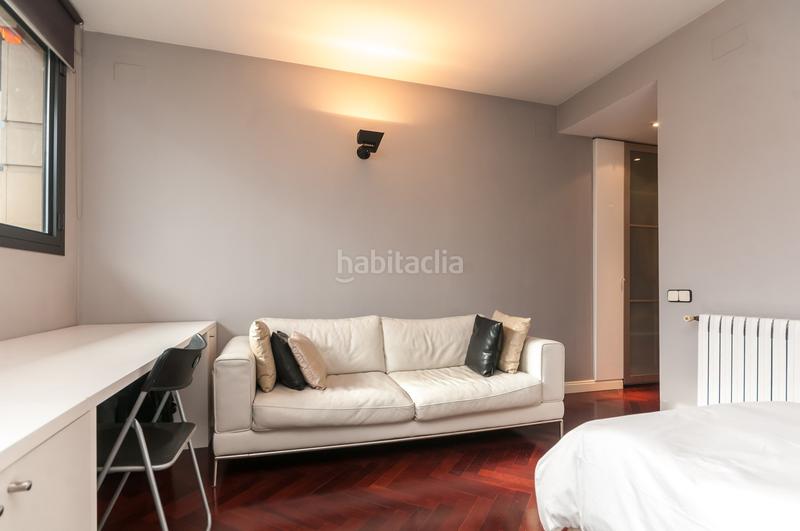 Foto f8e107df-a247-4492-8b00-badedebca3e2. Dachwohnung mit heizung parking in La Nova Esquerra de l´Eixample Barcelona