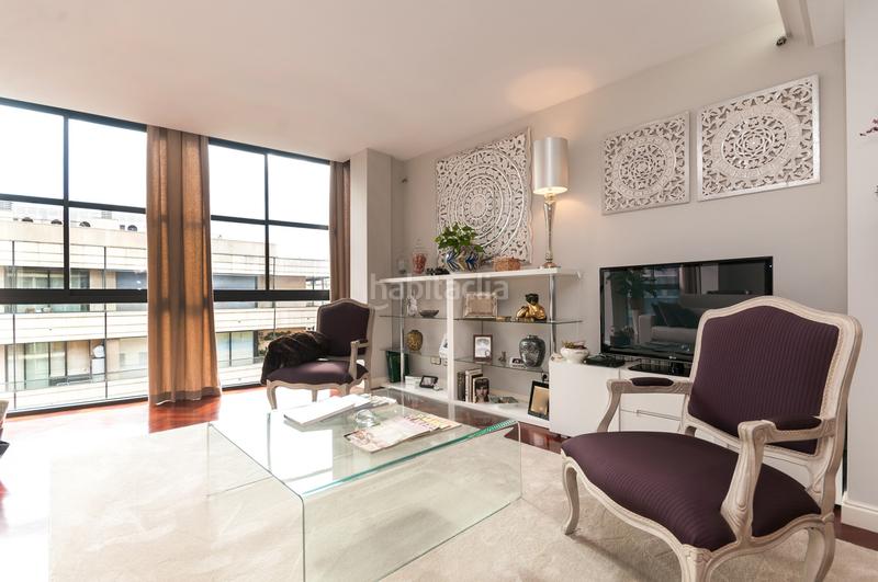 Foto 0e3f095c-7fe1-4313-a2b3-4bb78d6fef1f. Penthouse with heating parking in La Nova Esquerra de l´Eixample Barcelona