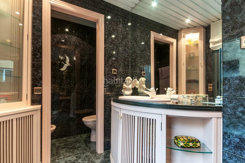 Foto 2e865a3b-3c8a-4732-9b10-70f2f47bef59. Penthouse with heating parking in La Nova Esquerra de l´Eixample Barcelona