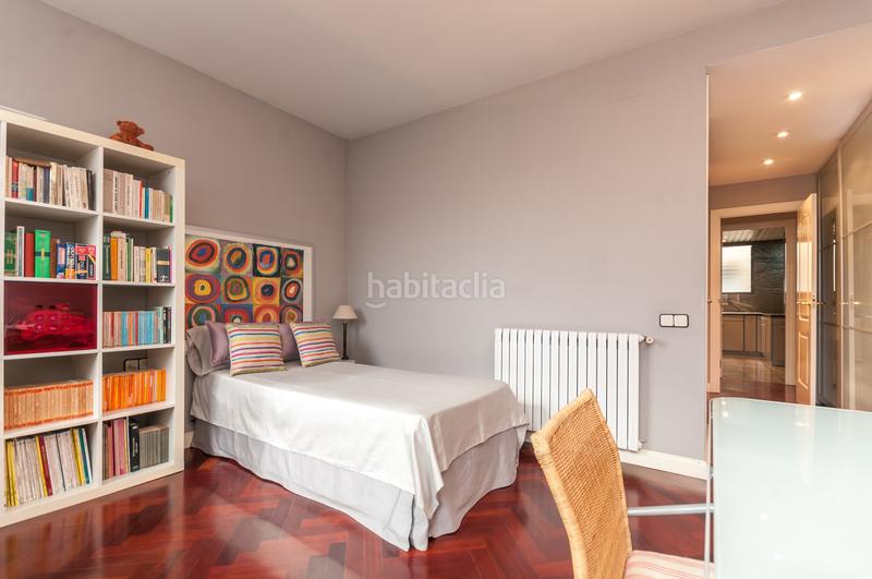 Foto 2ecb60ec-5593-400a-8076-3d4ad6beb691. Penthouse with heating parking in La Nova Esquerra de l´Eixample Barcelona