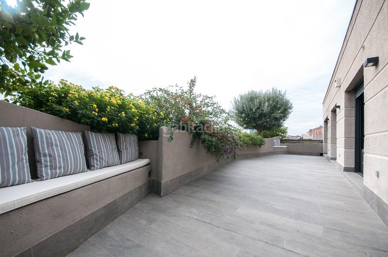 Foto 33b7581e-8d27-44f5-801f-9dde929e9706. Penthouse with heating parking in La Nova Esquerra de l´Eixample Barcelona