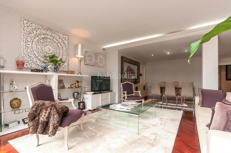 Foto 379808c3-3a0a-40f9-b31e-b33a8bd6b060. Penthouse with heating parking in La Nova Esquerra de l´Eixample Barcelona