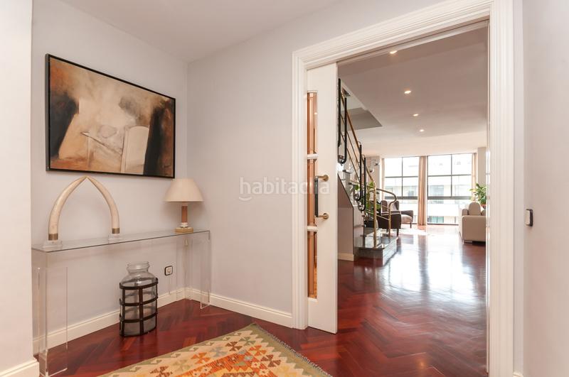 Foto 419b9bb9-426a-49f9-9ddb-526be66e122a. Penthouse with heating parking in La Nova Esquerra de l´Eixample Barcelona