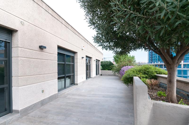 Foto 8c85c216-6eb0-4eb0-9f36-925b732755b1. Penthouse with heating parking in La Nova Esquerra de l´Eixample Barcelona